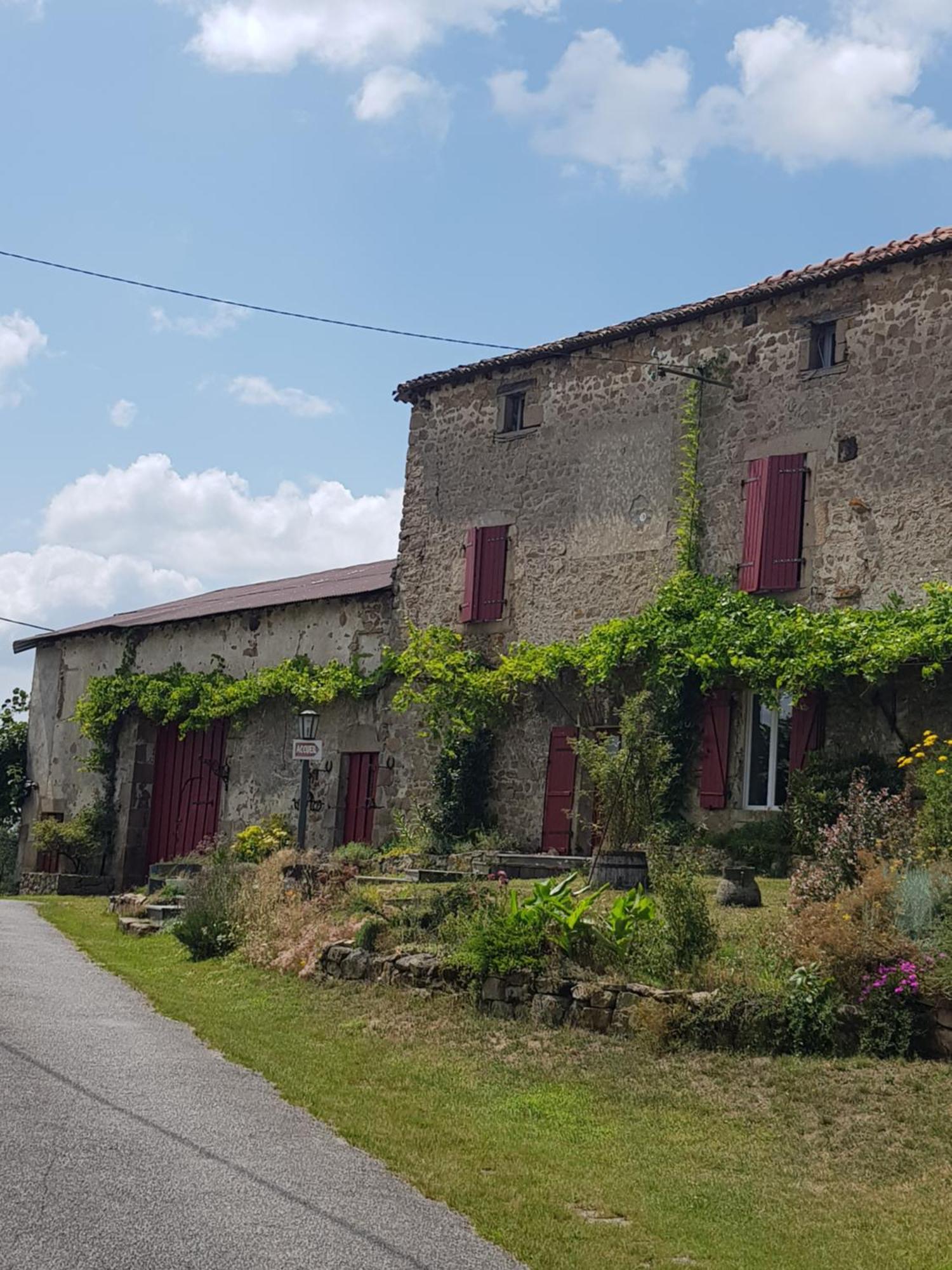 Les Forges De Planechaud Acomodação com café da manhã Saint-Sornin-Leulac Exterior foto